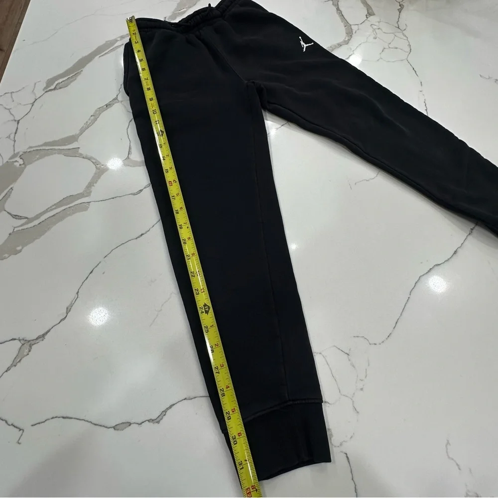 Jordan Boys Black Fleece Joggers Sweatpants - Size Medium (10-12)
